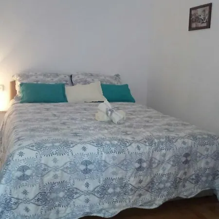 Apartman Jelena 公寓