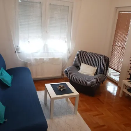 Apartman Jelena 公寓