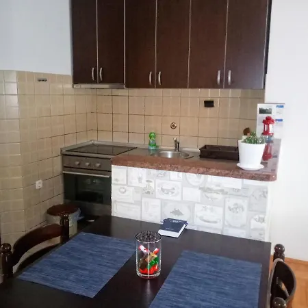 Apartman Jelena * 巴尼西卢卡